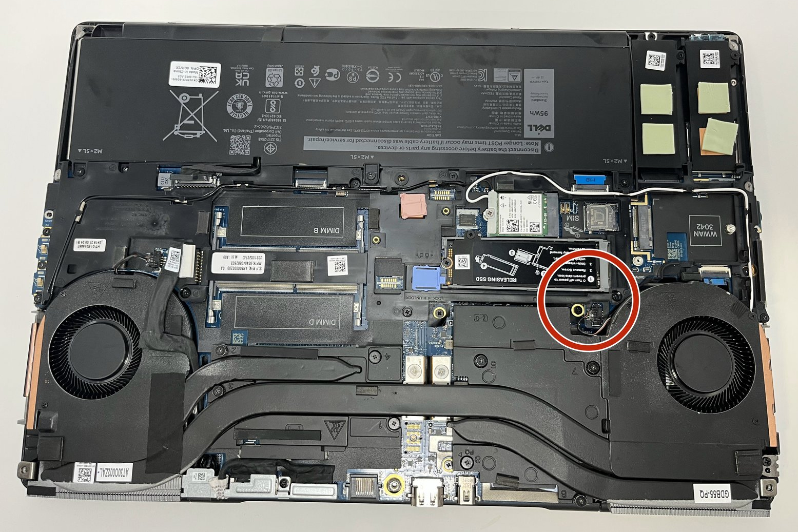 Internal Photo of Dell Precision 7550 7750 7760 7560 7770 3570 3571 US keyboard (Precision 7560)